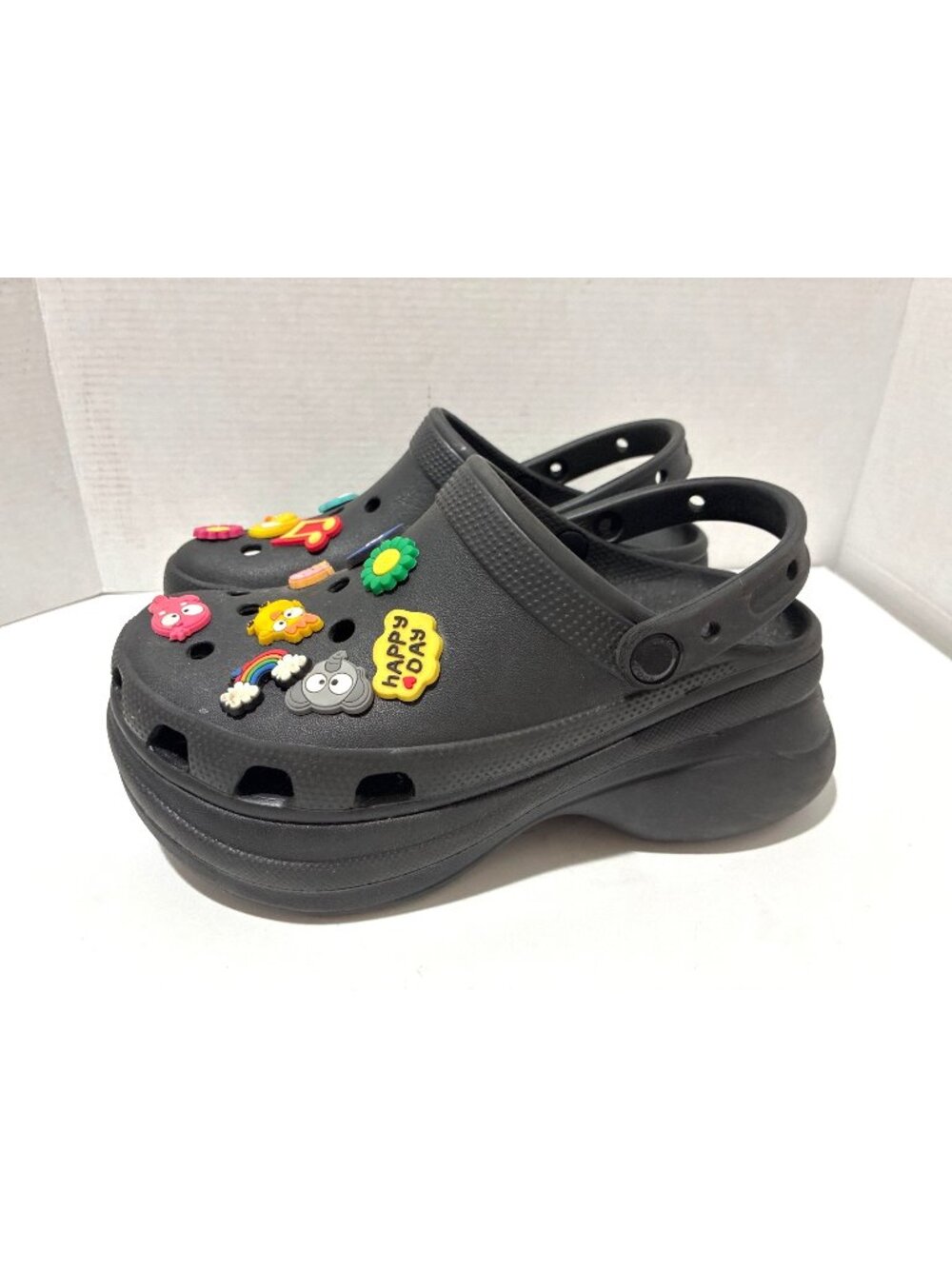 Crocs Classic Bae Clogs Womens feature platform sole Color Black size 7 charms